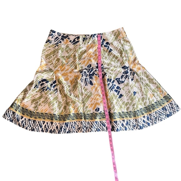 JohnPaulRichard Satin A Line Tulip Skirt in Green, Gold and Navy Pattern Size XL - Picture 3 of 9